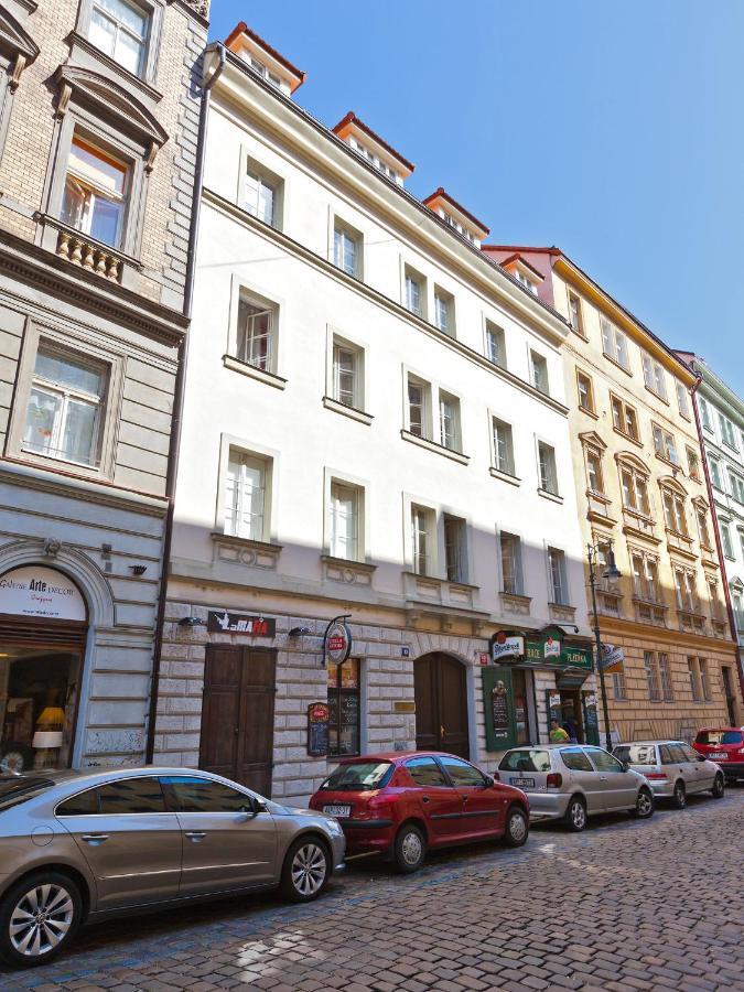 Lovely Prague Apartments - Truhlarska Exteriör bild